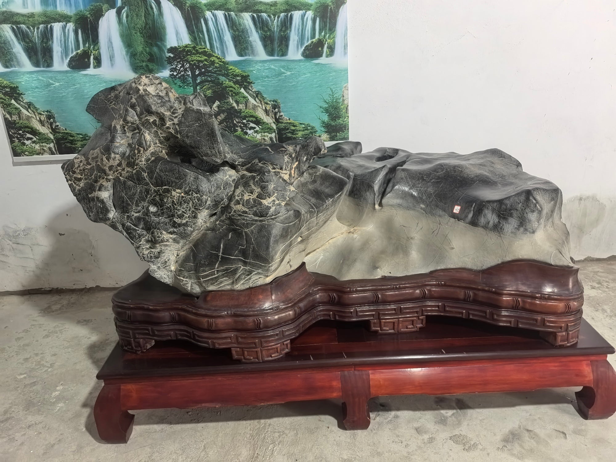 Lingbi Stone-Chaise Lounge